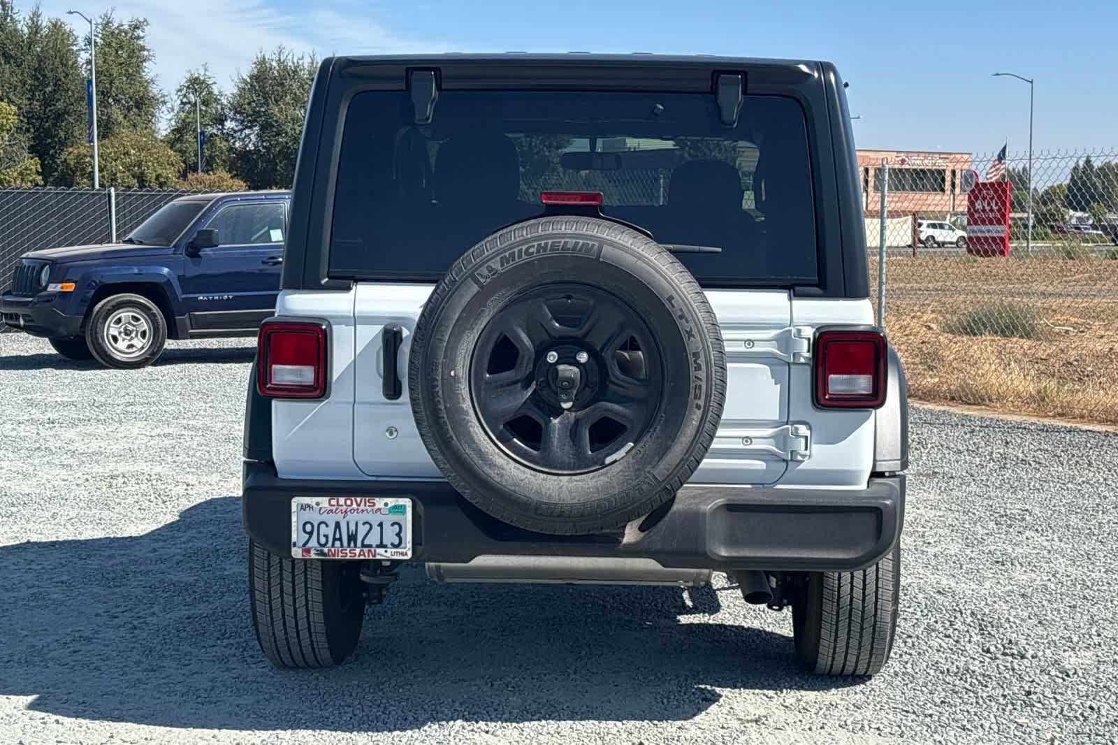 Used 2023 Jeep Wrangler Sport AWD/4WD image 8