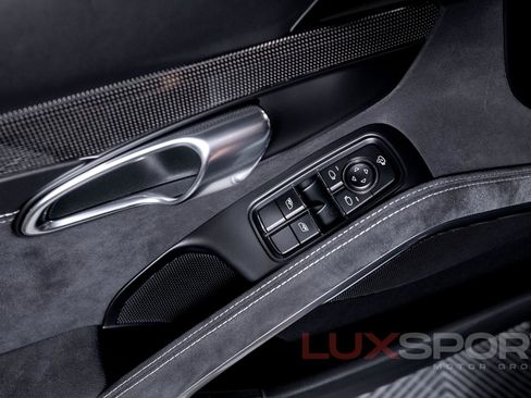 Used 2017 Porsche 911 Carrera GTS w/ GTS Interior Package image 16