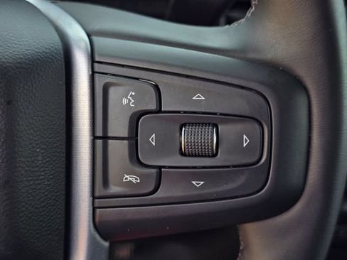 Used 2025 GMC Sierra 1500 SLT AWD/4WD image 24