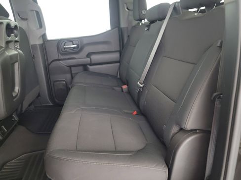 Used 2019 Chevrolet Silverado 1500 Custom Trail Boss w/ Custom Convenience Package AWD/4WD image 15