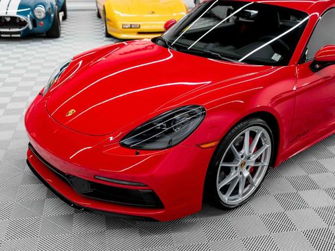 Used 2024 Porsche 718 Cayman GTS RWD image 11