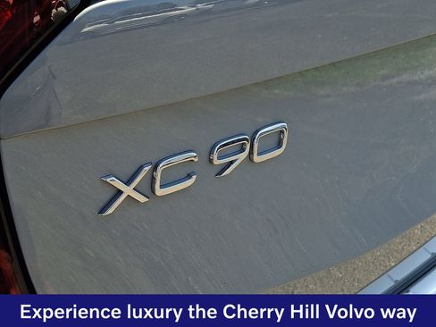 New 2026 Volvo XC90 T8 Plus w/ Protection Package Premier AWD/4WD image 17