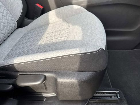 Used 2023 Chevrolet Equinox LS w/ LS Convenience Package image 12