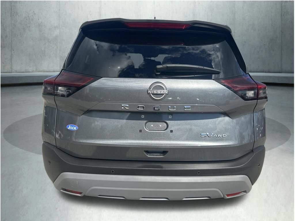 Used 2023 Nissan Rogue SV AWD/4WD image 5