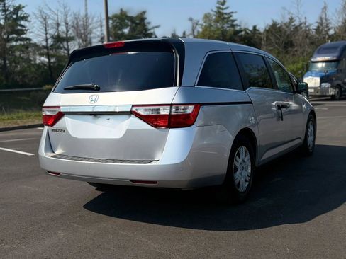 Used 2013 Honda Odyssey LX image 5