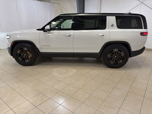 Used 2023 Rivian R1S Adventure AWD/4WD image 2