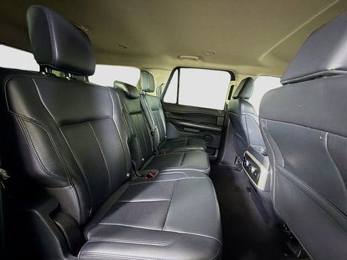 Used 2024 Ford Expedition Max XLT image 30
