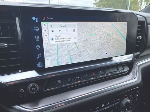 Used 2025 Chevrolet Silverado 2500 High Country w/ Technology Package image 14