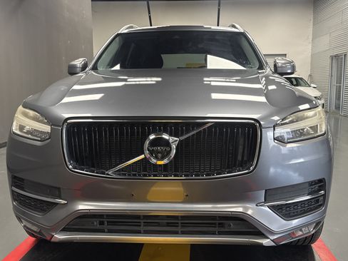 Used 2017 Volvo XC90 T6 Momentum w/ Vision Package AWD/4WD image 8