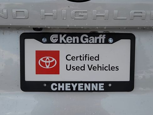 Used 2025 Toyota Grand Highlander AWD image 22