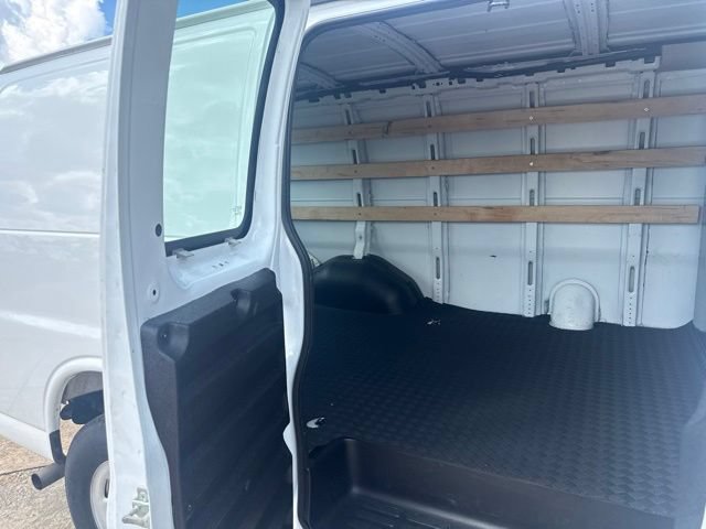 Used 2025 GMC Savana 2500 w/ Driver Convenience Package RWD image 14