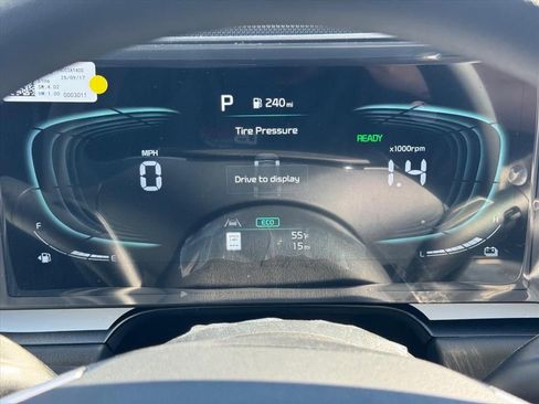 New 2026 Kia Niro LX FWD image 15