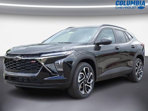 New 2026 Chevrolet Trax RS w/ Sunroof Package FWD image 3