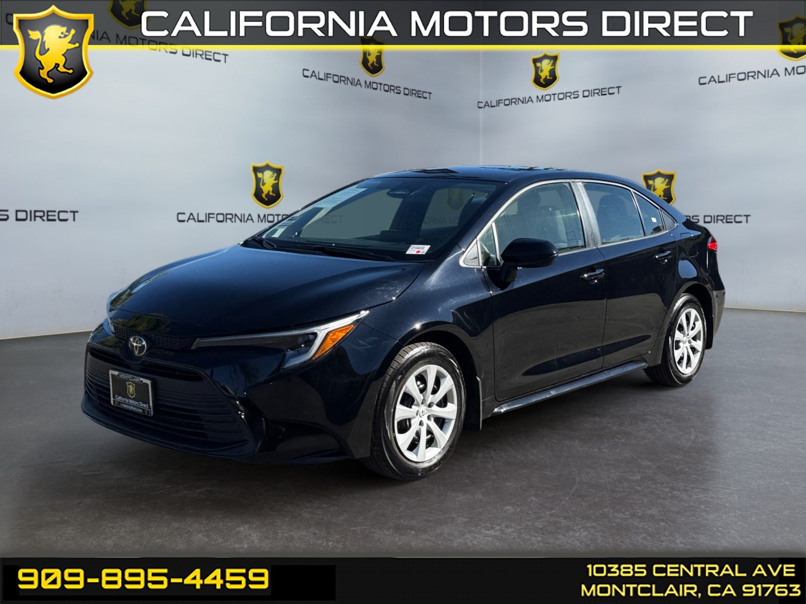Used 2026 Toyota Corolla LE FWD image 1