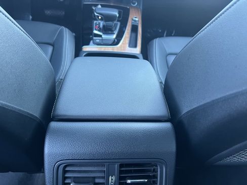 Used 2023 Audi Q5 2.0T Premium w/ Convenience Package image 22