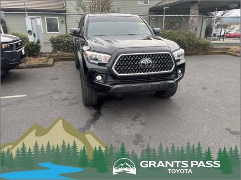 Used 2019 Toyota Tacoma TRD Off-Road w/ TRD Premium Off Road Package image 1