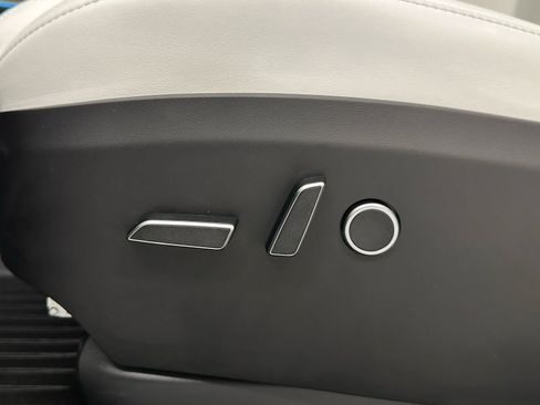 Used 2026 Tesla Model X AWD/4WD image 12