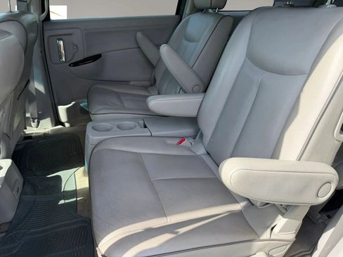 Used 2013 Nissan Quest SL FWD image 10