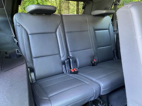 Used 2023 Chevrolet Tahoe LT AWD/4WD image 37
