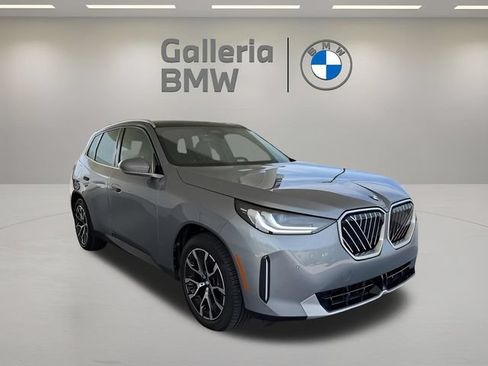 Used 2025 BMW X3 xDrive30i w/ Premium Package AWD/4WD image 5