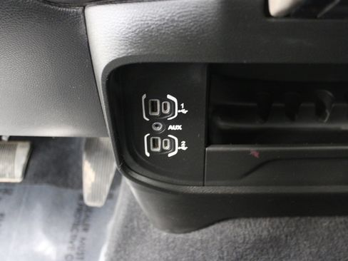 Used 2024 RAM 2500 Laramie image 33