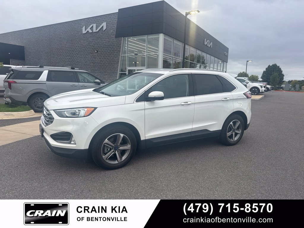 Used 2020 Ford Edge SEL w/ Convenience Package FWD image 3