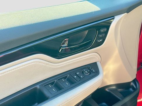 Used 2023 Honda Odyssey Touring image 18