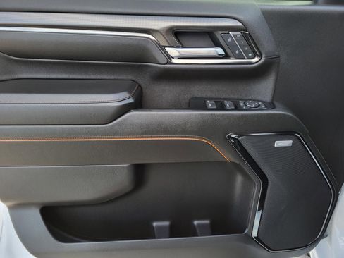 Used 2024 GMC Sierra 2500 AT4 w/ AT4 Premium Plus Package image 14