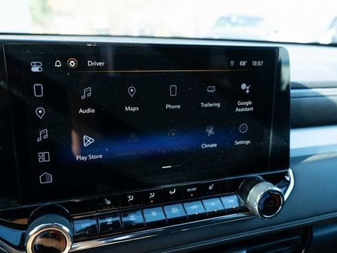 Used 2023 Chevrolet Colorado LT w/ LT Convenience Package II image 19