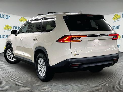 Certified 2024 Toyota Grand Highlander AWD Hybrid image 4