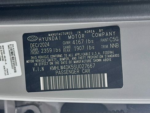 Used 2025 Hyundai Elantra N FWD image 12