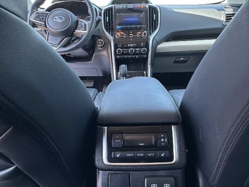 Used 2021 Subaru Ascent Limited AWD/4WD image 15