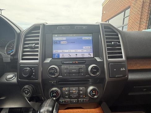 Used 2016 Ford F150 Limited w/ Trailer Tow Package image 26