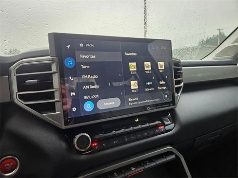 Used 2023 Toyota Tundra Limited image 8