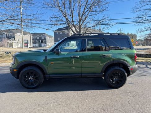 Used 2025 Ford Bronco Sport Badlands image 2