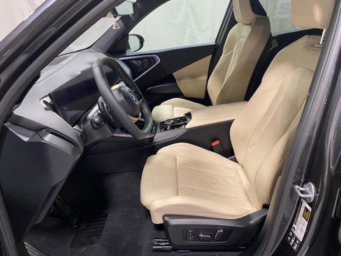 Certified 2025 BMW X3 xDrive30i w/ Premium Package image 13