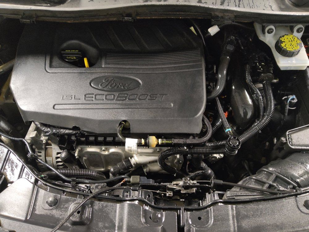 Used 2018 Ford Escape SE w/ Ford Safe & Smart Package AWD/4WD image 30