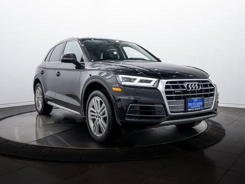 Used 2019 Audi Q5 2.0T Premium Plus image 2