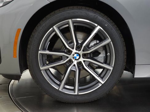 Used 2025 BMW 230i xDrive 230i xDrive w/ Convenience Package image 8