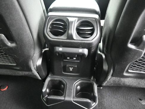 Used 2021 Jeep Gladiator Mojave w/ Auxiliary Switch Group image 29