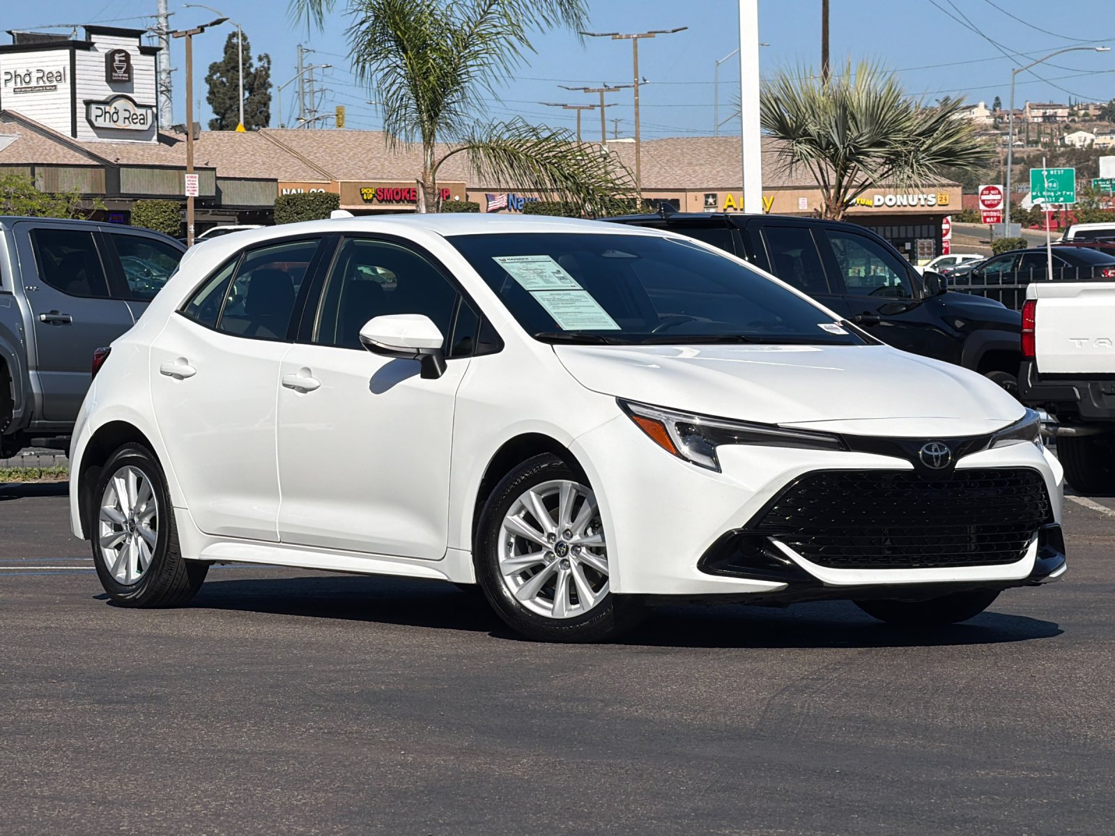 Used 2023 Toyota Corolla SE FWD image 8