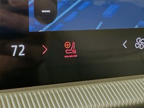 New 2026 Ford Explorer Active w/ Active Comfort Package image 16