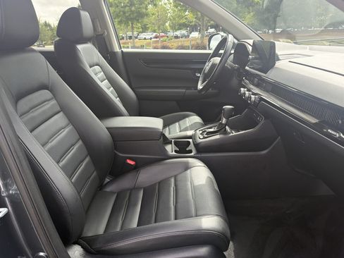 Certified 2025 Honda CR-V EX-L image 31