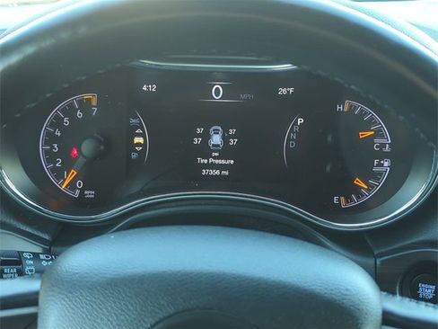 Used 2021 Jeep Grand Cherokee Limited image 16