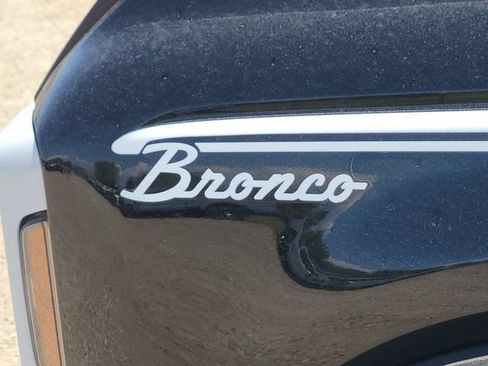 New 2026 Ford Bronco Heritage Edition AWD/4WD image 12