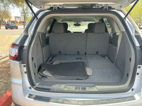 Used 2016 Chevrolet Traverse LS FWD image 30