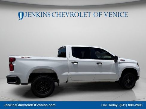 Used 2024 Chevrolet Silverado 1500 Custom Trail Boss AWD/4WD image 4