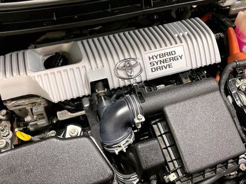 Used 2011 Toyota Prius Two image 30