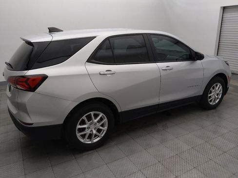 Used 2022 Chevrolet Equinox LS AWD/4WD image 10