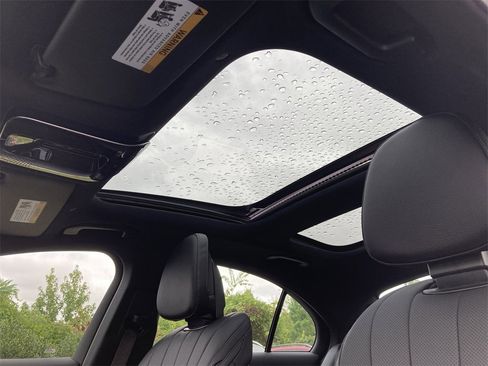 New 2026 Mercedes-Benz E 350 4MATIC Sedan image 27